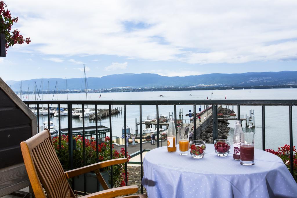 Hotel Restaurant Du Port Yvoire Exterior photo