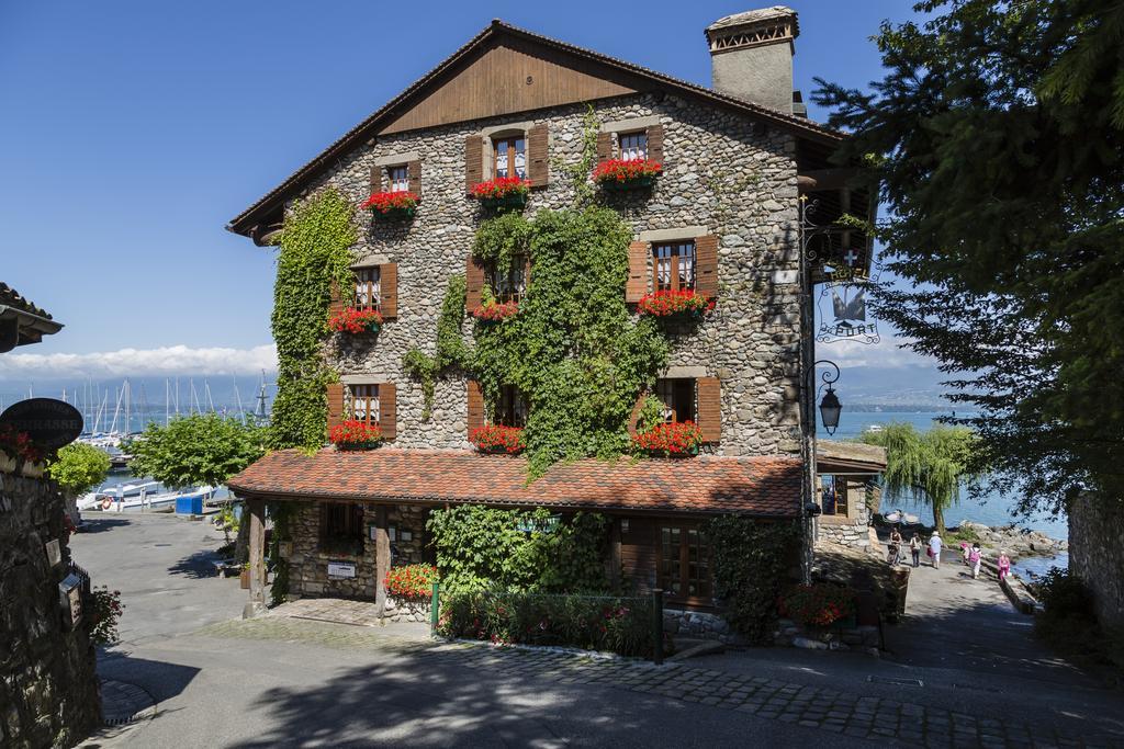 Hotel Restaurant Du Port Yvoire Exterior photo